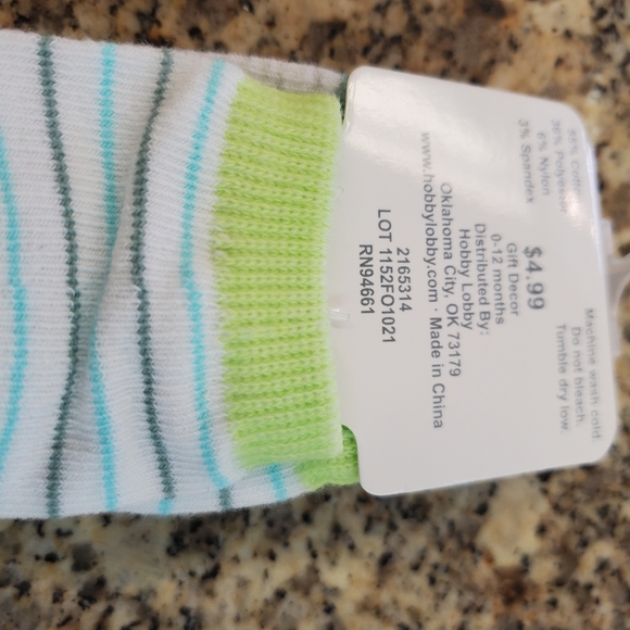 Baby boy  dinosaur blanket rattle,socks,bibs,hand towel, teething cloth - Picture 13 of 15